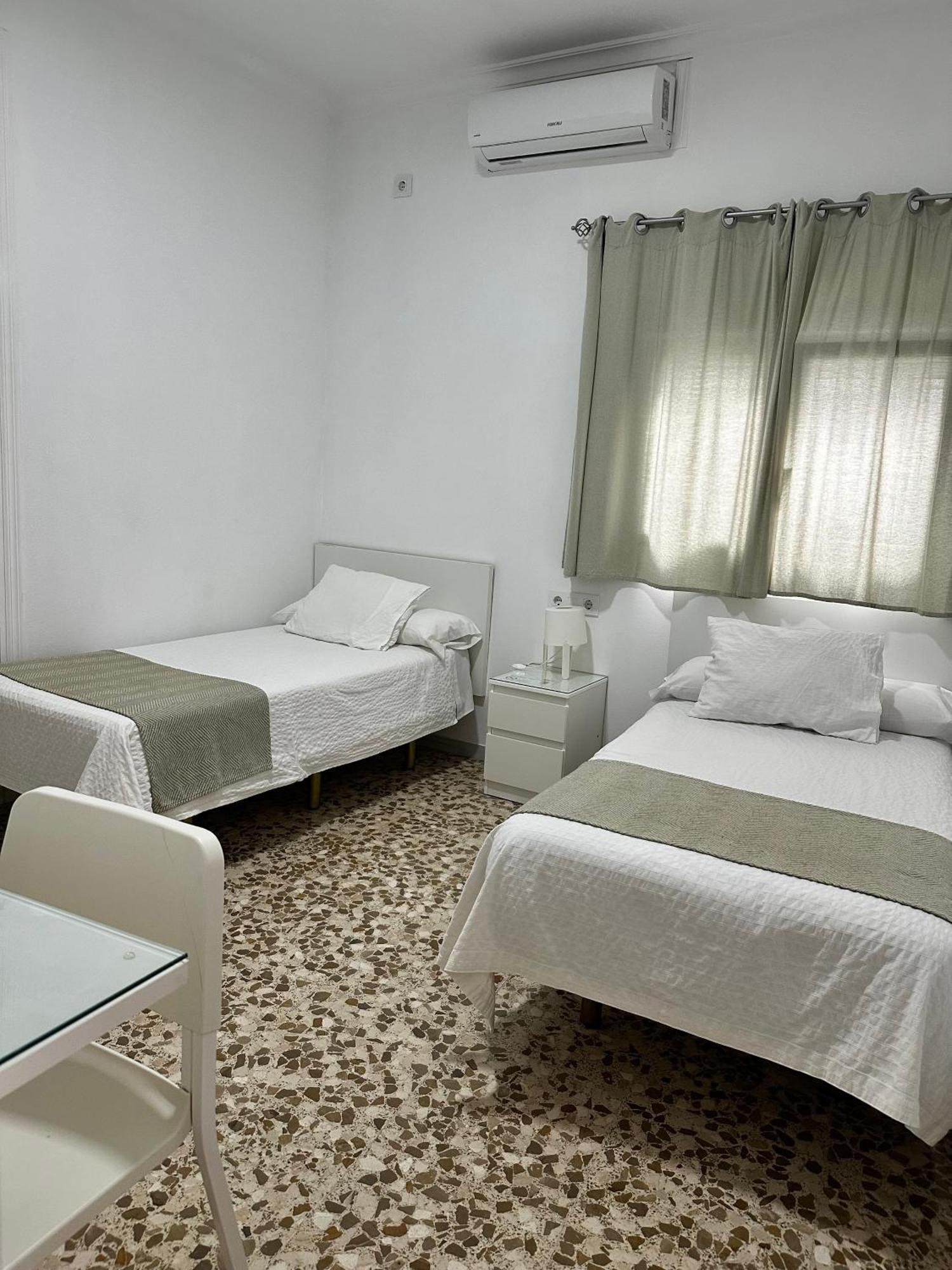 Hostal Mellizo Lebrija Exterior foto